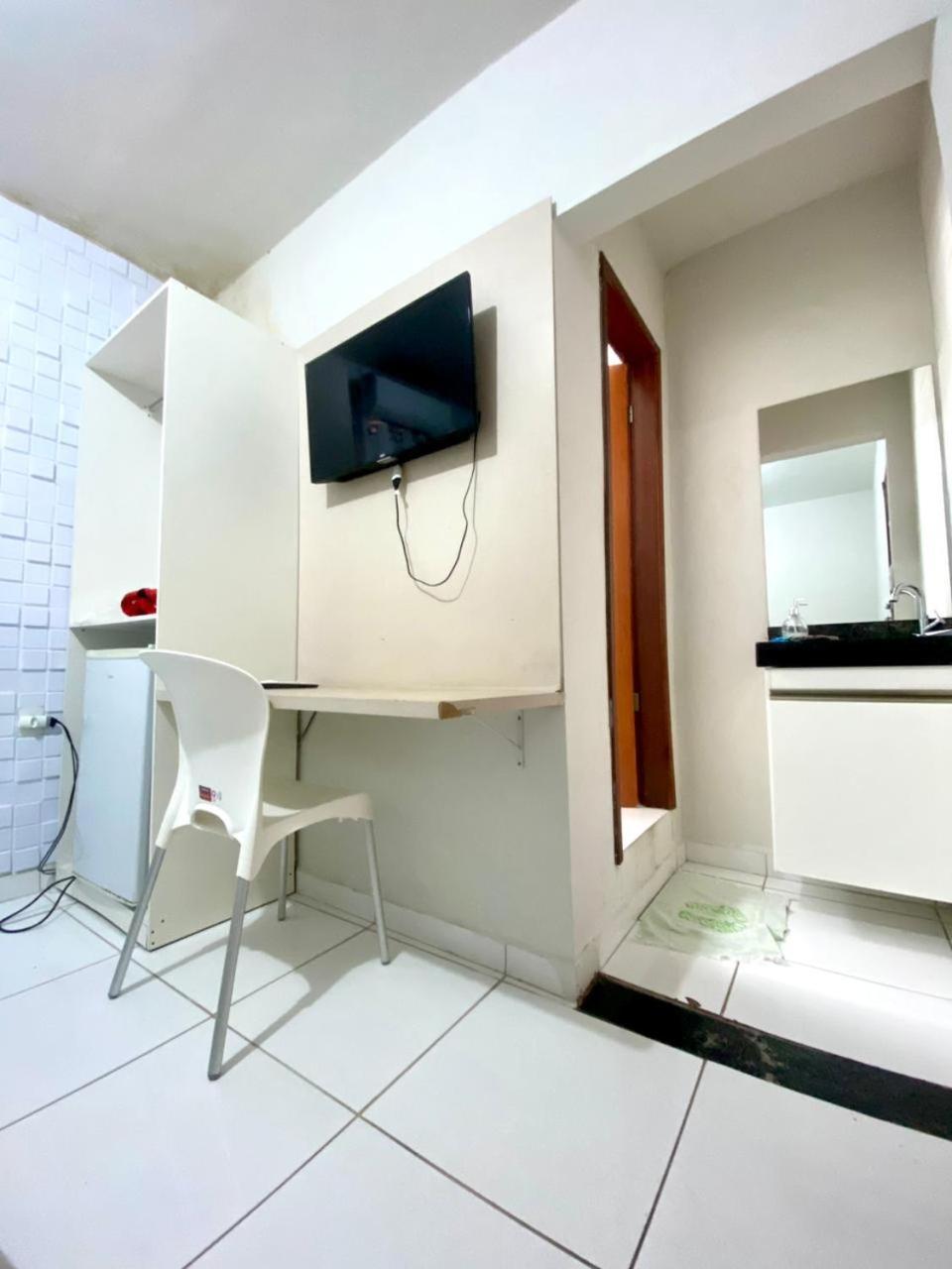 Apartment Dos Artistas *