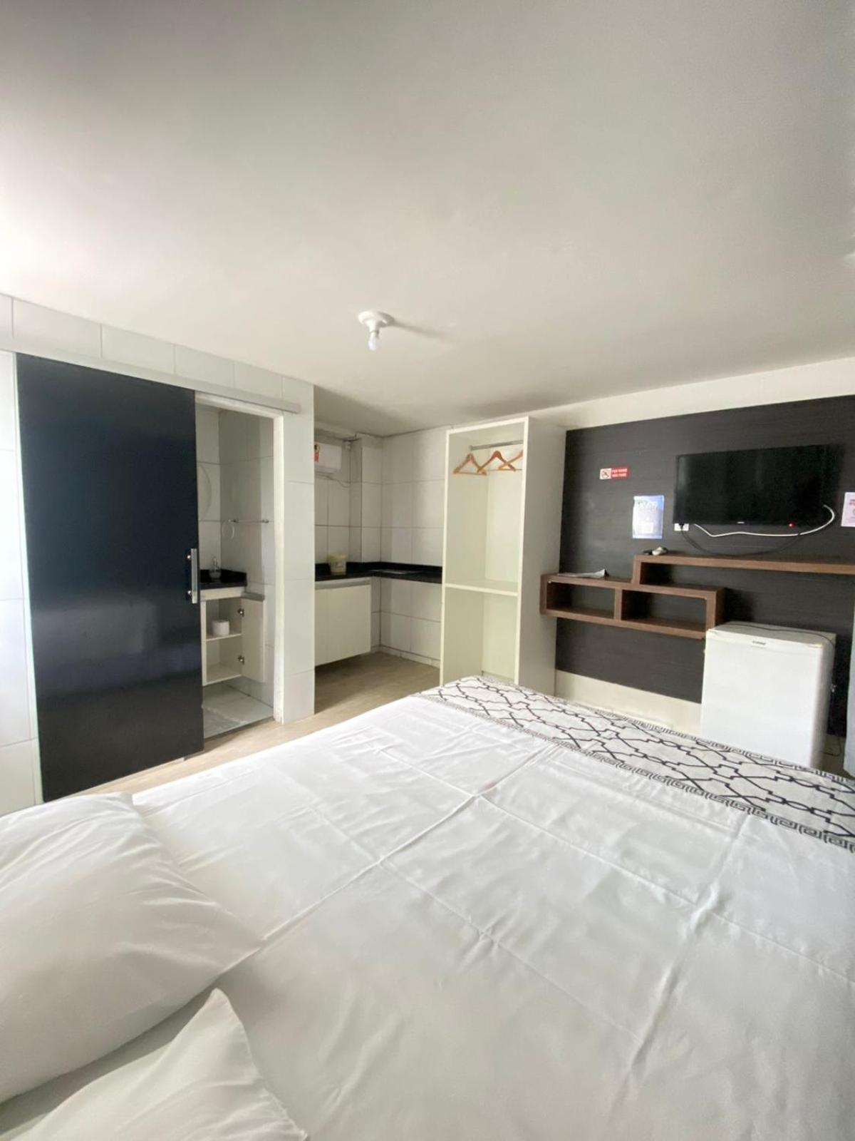 Dos Artistas Apartment